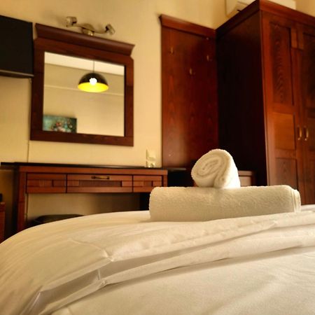 Spilaio At Meteora Hotell Kalampaka Exteriör bild