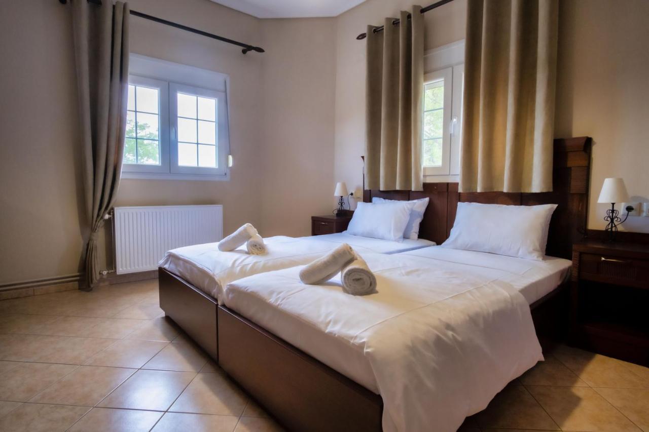 Spilaio At Meteora Hotell Kalampaka Exteriör bild