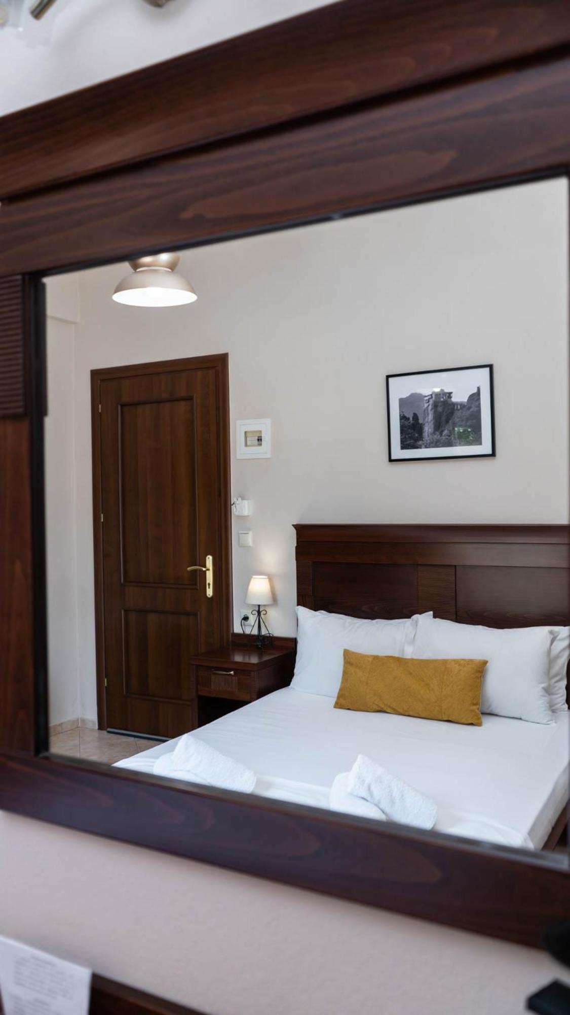 Spilaio At Meteora Hotell Kalampaka Exteriör bild