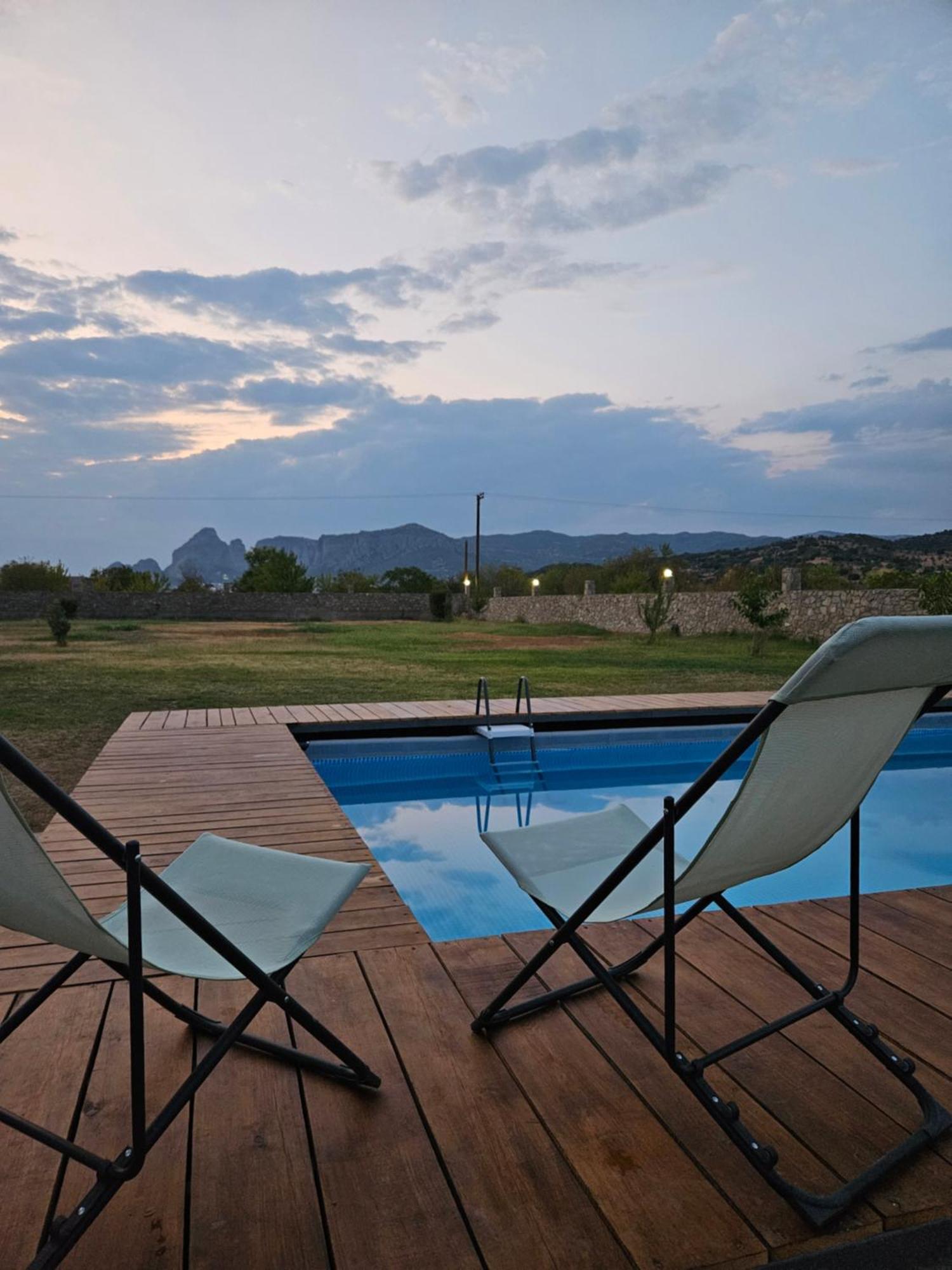 Spilaio At Meteora Hotell Kalampaka Exteriör bild